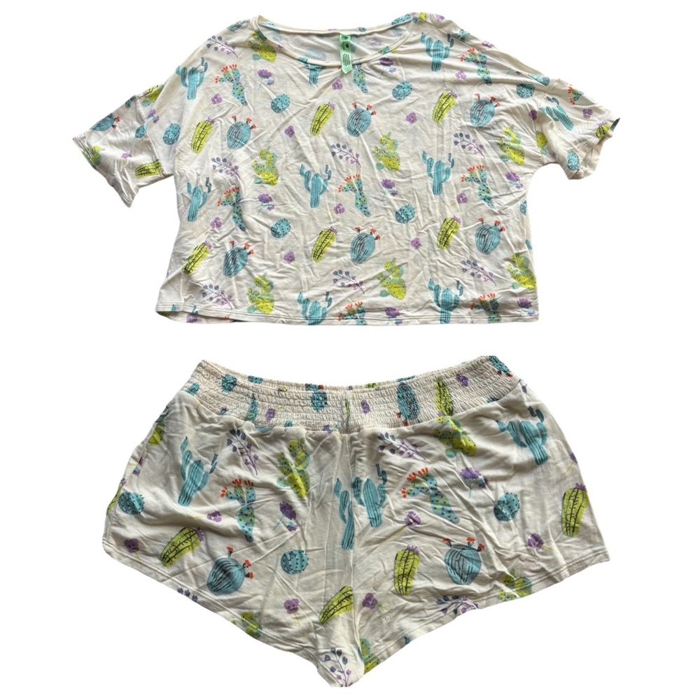 NWOT Honeydew Cactus Print Super Soft Cropped 2 Piece Pajama Shorts Set